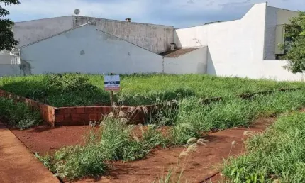 Terreno à venda por R$ 280.000,00 no Jardim Três Lagoas, em Maringá-PR