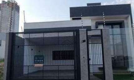 Casa à venda Maringám Jardim Itália II, por R$ 920.000,00!