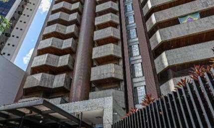 Apartamento com 4 quartos para alugar na Avenida Tiradentes, 968, Zona 01, Maringá, 275 m2 por R$ 10.300