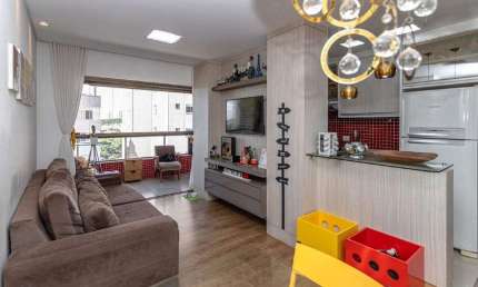 Oportunidade Única: Apartamento à Venda no Edifício Torre do Parque - Zona 03, Maringá.
