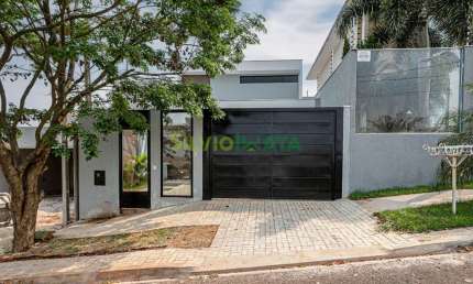 Casa nova à venda por R$ 699.000,00 no Jardim Espanha, em Maringá-PR