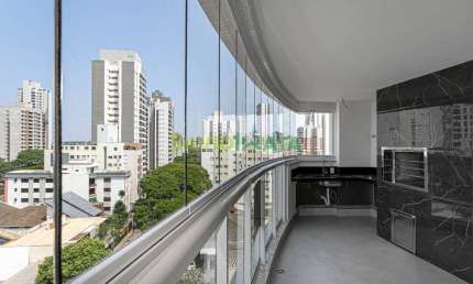 Belíssimo apartamento à venda no condomínio Edifício Terraço Ingá, localizado na Rua Marcilio Dias em Maringá!