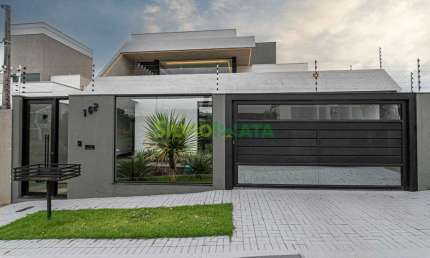 Casa de luxo à venda por R$ 2.300.000,00 no Jd. Cidade Monções