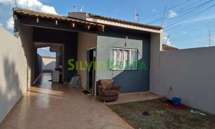 Casa com 2 quartos à venda na Rua Pioneiro Joaquim de Oliveira Freitas, 251, Parque Tarumã, Maringá