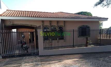 Casa com 9 quartos à venda na Rua Vereador Nelson Abrão, 1757, Zona 05, Maringá