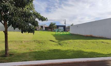 Terreno em condomínio fechado à venda na Rua Pioneiro Carlos Bulla, Jardim Paraíso, Maringá