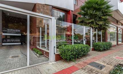 Belíssimo apartamento à venda no condomínio Edifício Terraço Ingá, localizado na Rua Marcílio Dias em Maringá!