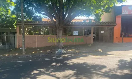 CASA AMPLA EM LOCALIZAÇÃO PRIVILEGIADA  JARDIM IPANEMA