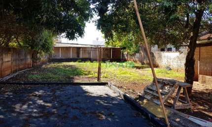 Terreno à venda na Rua Romário Martins, 251, Zona 02, Maringá
