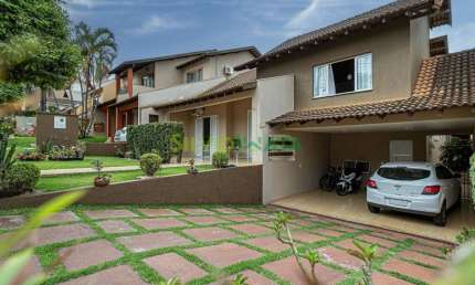 Casa em condomínio fechado com 3 quartos à venda na Avenida Guedner, 1170, Zona 08, Maringá
