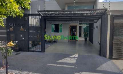 Casa com 3 quartos à venda na Rua Pioneira Maria Manhas Garcia, 587, Jardim Monte Rei, Maringá