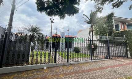 Oportunidade Única de Locação Comercial  Amplo Imóvel na Zona 05
