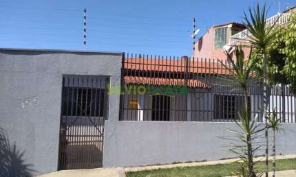 Casa com 4 quartos à venda na Rua Coelho Neto, 155, Zona 05, Maringá