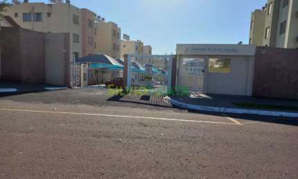 Apartamento à venda no Edifício Santa Júlia  Jardim Guairacá, Maringá