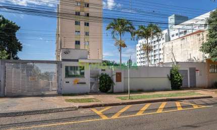 Apartamento à venda no Residencial Portal Alvorada, unidade 704.