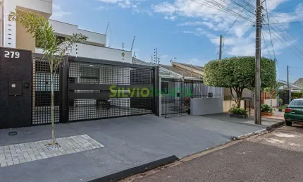 Casa moderna, completa e com área gourmet no Jardim!