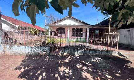 Terreno à venda por R$200.000,00 no Jd. Alvorada, Maringá-PR