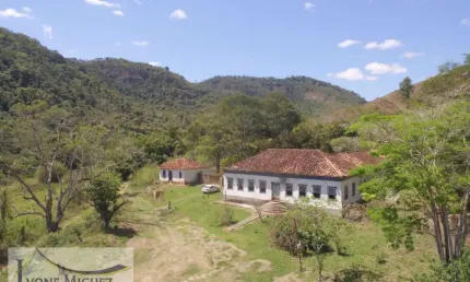 Fazenda à venda no Centro, Rio das Flores 