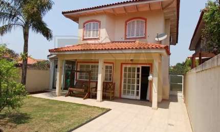 CASA 3 SUÍTES NA GRANJA VIANA, QUINTAL GRANDE GRAMADO, KM.22,5