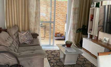 Casa SEMI ISOLADA com 2 suites, gás encanado, lazer completo