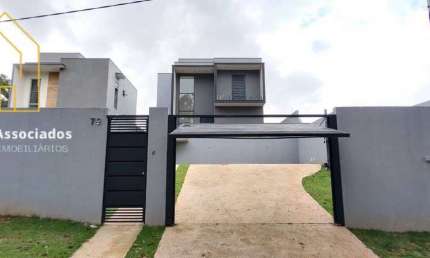 CASA NOVA 3 DORM. 1 SUITE, CLOSET, MODERNA, 6 VAGAS, QUINTAL AMPLO
