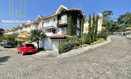 Cond. Villagio di Lucca - 3d/1ste, impecável, lareira, churrasqueira, bar e