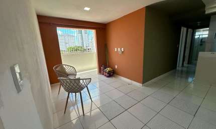 Apartamento à venda em Candeias, 2 qtos, 60m² por R$199 mil