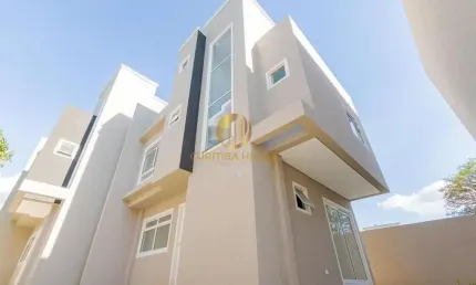 Sobrado triplex com 3 quartos sendo 1 suíte no portão curitiba. com terraço gourmet com churrasqueira e banheiro