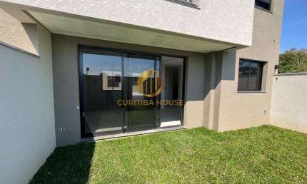 Casa a venda de alto padrão em condominio fechado no Bairro Pilarzinho