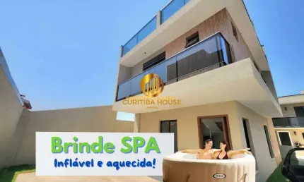 Sobrado triplex alto padrão 3 quartos sendo 2 suíte em condomínio fechado Xaxim