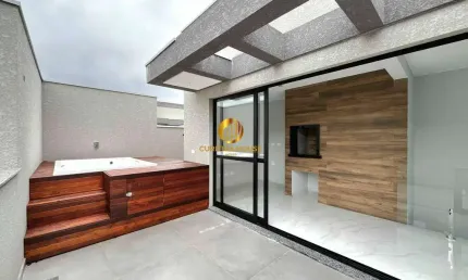 Sobrado alto padrão 3 suítes, rooftop com jacuzzi e alto padrão de acabamentos frente para rua pará água verde