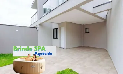 Sobrado com 2 suítes vaga coberta na Rua Engenheiro Marcos José Lewin, 224 divisa com Fazendinha. Próximo Parque Cambuí