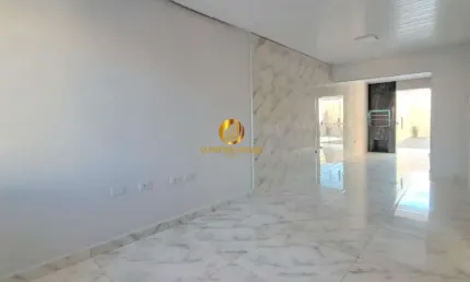 Casa à Venda em Fazenda Rio Grande no Bairro Nações | 3 Quartos, Churrasqueira e Amplo Terreno