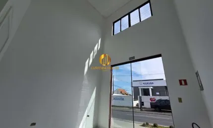 Loja com pé direito duplo para venda. Av. Castro Alves, 409, Boneca do Iguaçu, São José dos Pinhais