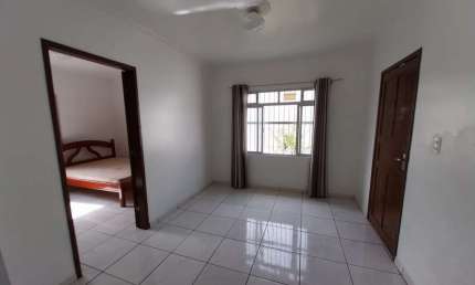Casa com 3 quartos para alugar na Rodovia Doutor Antônio Luiz Moura Gonzaga, 4718, Rio Tavares, Florianópolis, 110 m2 por R$ 4.500