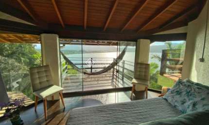 Casa com 3 quartos para alugar na Rodovia Jornalista Manoel de Menezes, 631, Barra da Lagoa, Florianópolis, 300 m2 por R$ 16.500