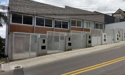 Casa em condomínio fechado com 2 quartos para alugar na Avenida do Antão, 501, Centro, Florianópolis, 130 m2 por R$ 4.500