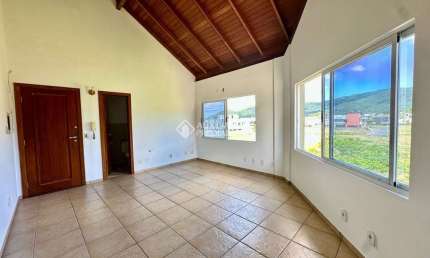 Sala comercial para alugar na Servidão das Palmeiras Nativas, 48, Lagoa da Conceição, Florianópolis, 23 m2 por R$ 2.100