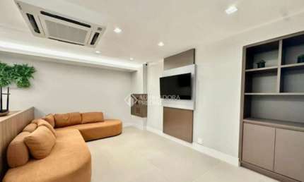 Apartamento com 1 quarto para alugar na Rua João de Deus Machado, 101, Trindade, Florianópolis, 20 m2 por R$ 3.485