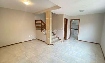 Casa com 3 quartos para alugar na Rua Coronel Maurício Spalding de Souza, 742, Santa Mônica, Florianópolis, 280 m2 por R$ 6.900