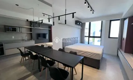 Apartamento com 1 quarto para alugar na rua professora maria flora pausewang, 137, trindade, florianópolis, 32 m2 por r$ 3.900