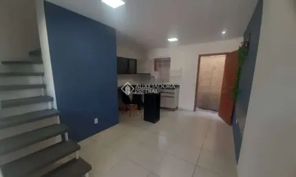 Casa em condomínio fechado com 2 quartos para alugar na alcidomiro flores, 152, rio tavares, florianópolis, 65 m2 por r$ 3.300