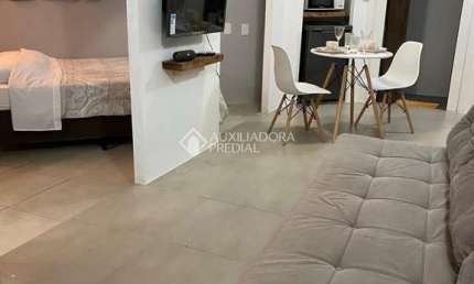 Apartamento com 1 quarto para alugar na Servidão Crispim Daniel, 203, Campeche, Florianópolis, 30 m2 por R$ 3.650
