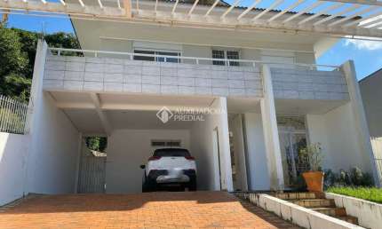 Casa com 4 quartos para alugar na Rua Acelon Eduardo da Silva, 176, Córrego Grande, Florianópolis, 306 m2 por R$ 11.500