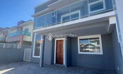 Casa com 3 quartos para alugar na Rua Joaquim José Antunes, 957, Campeche, Florianópolis, 200 m2 por R$ 7.000