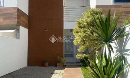 Casa com 3 quartos para alugar na Rua Valdemiro José Vieira, 161, Campeche, Florianópolis, 116 m2 por R$ 7.500
