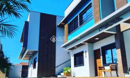 Apartamento com 2 quartos para alugar na Pmg 33, 244, Zona Rural, Garopaba, 52 m2 por R$ 3.200
