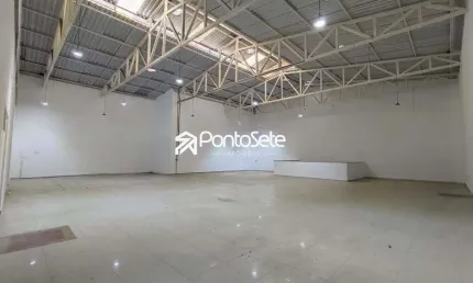 Barracão / Galpão / Depósito para alugar no Centro, Divinópolis 