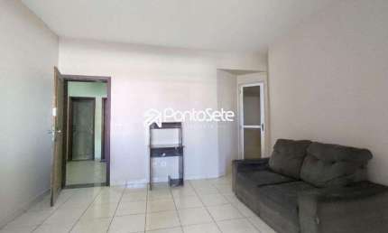 Apartamento com 2 quartos para alugar no Ipiranga, Divinópolis 