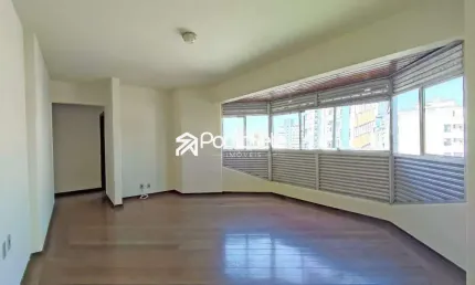 Apartamento com 3 quartos para alugar no Centro, Divinópolis 